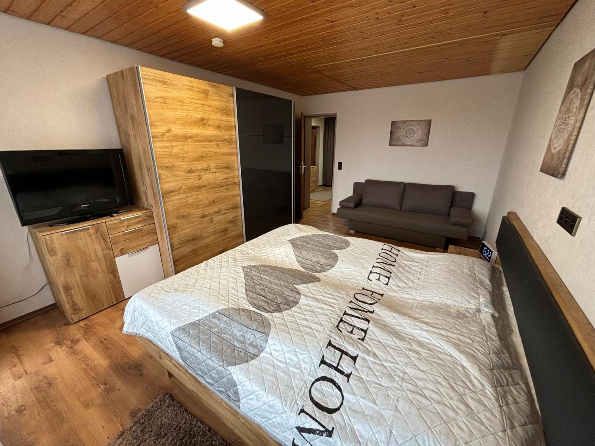 Schoene 2 1/2 Zimmer Ferienwohnung In Oberstaufen - Hoamatle - מראה חיצוני תמונה